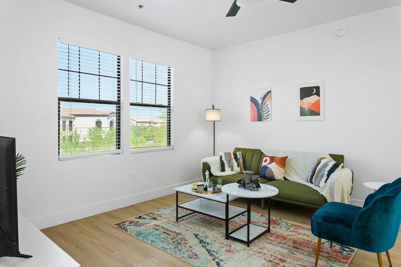 Cozysuites Glendale By The Stadium With Pool 05 Extérieur photo