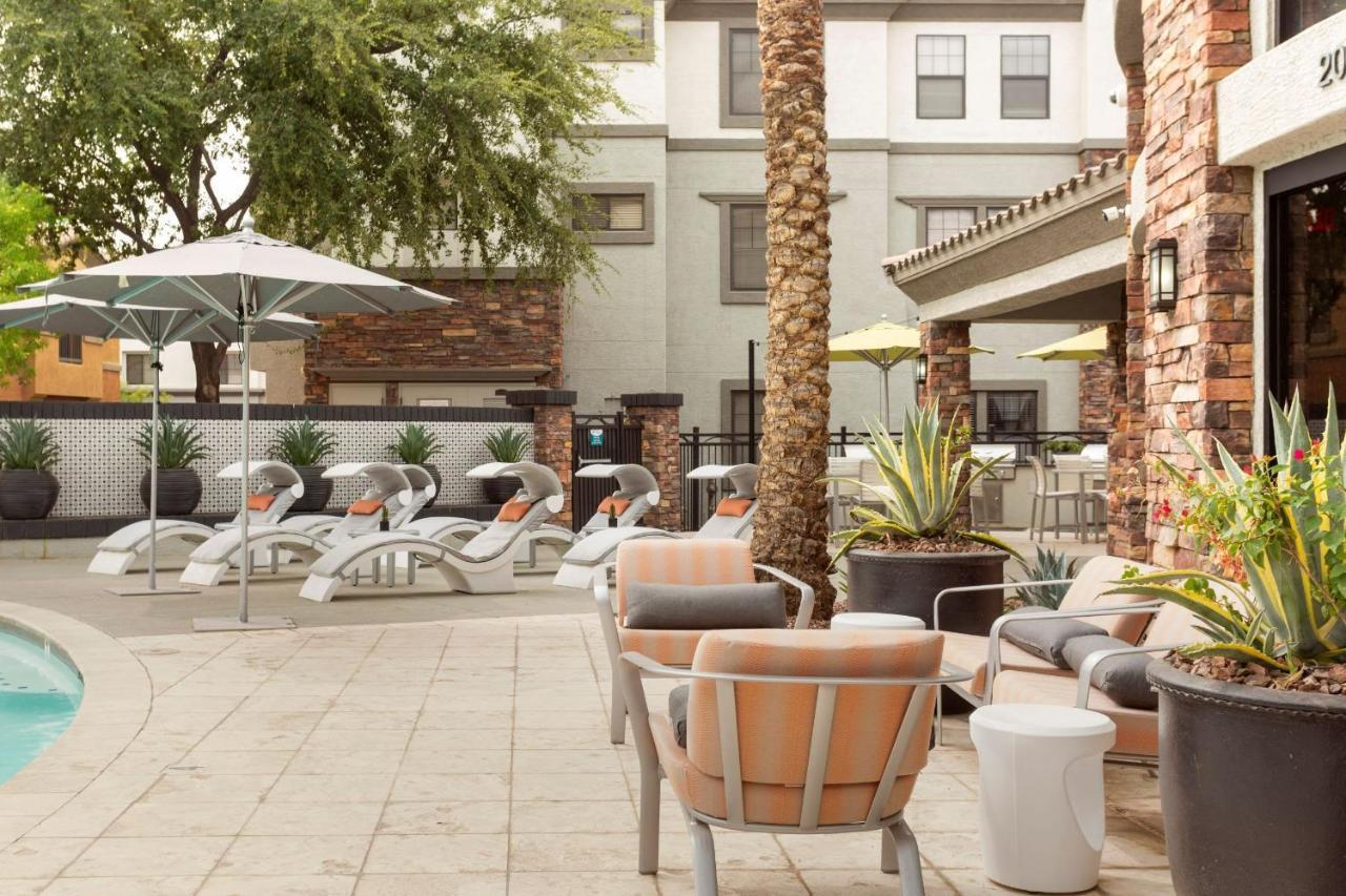 Cozysuites Glendale By The Stadium With Pool 05 Extérieur photo