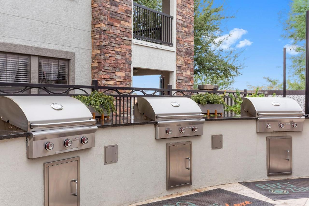 Cozysuites Glendale By The Stadium With Pool 05 Extérieur photo